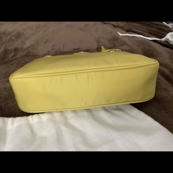 Prada Re Edition 2000 - Picture 3 of 5